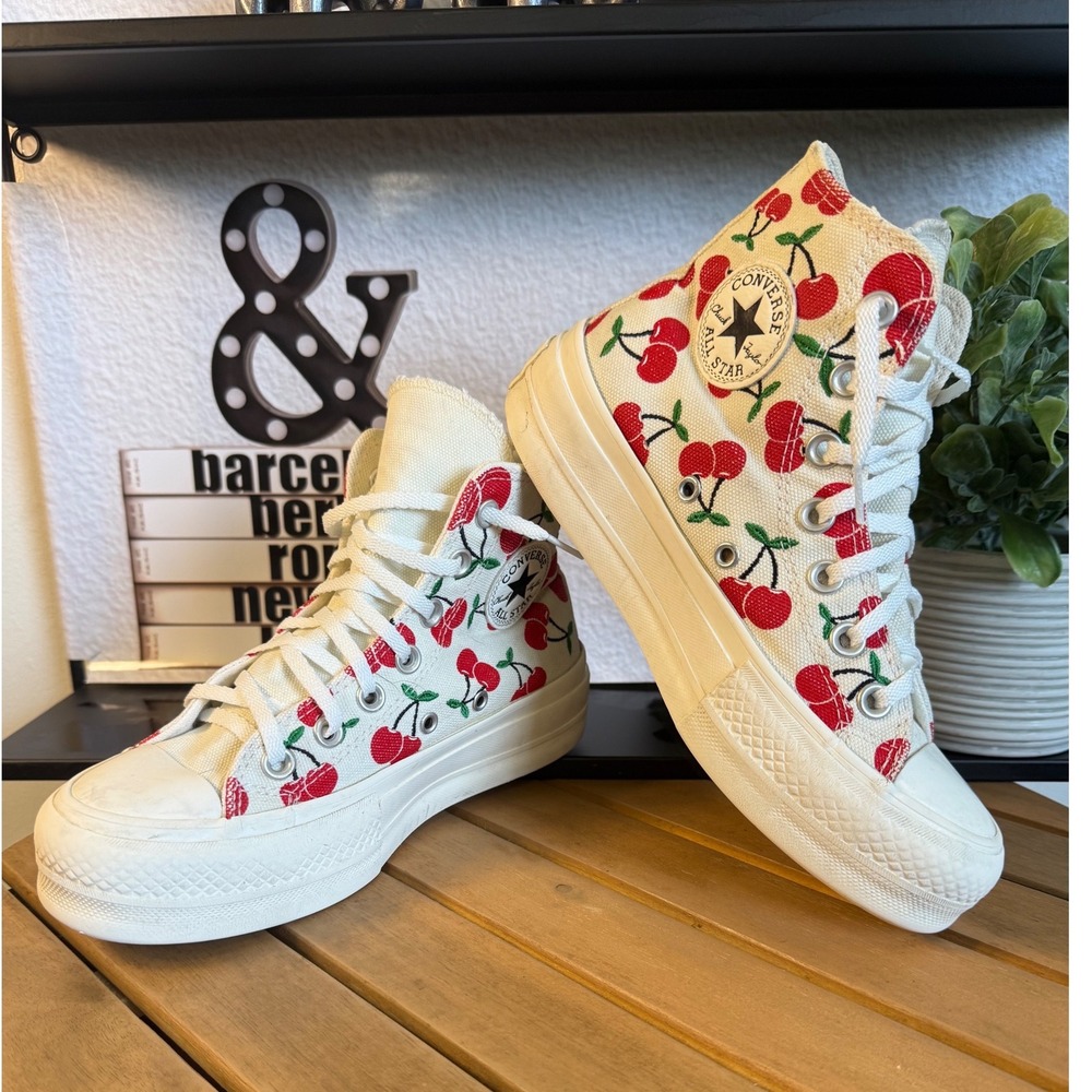 Converse Chuck Taylor All Star Lift Cherry Platform High Tops Womens 5